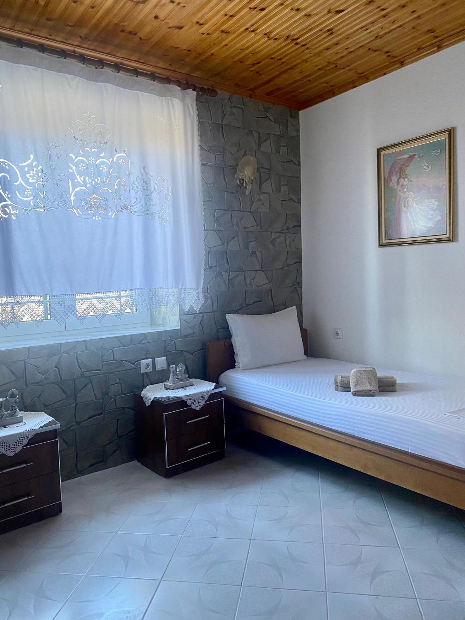 Panoramic View Guest House Gjirokastër Exterior foto