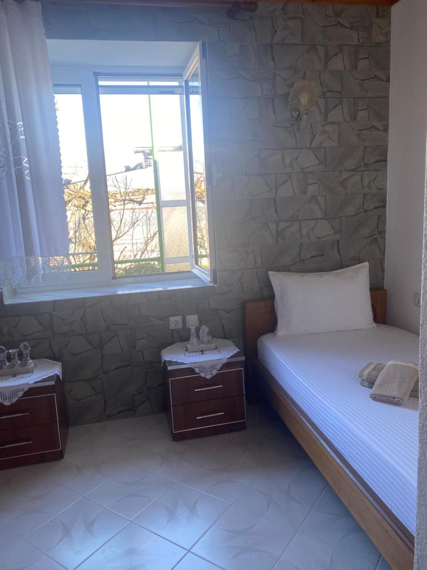 Panoramic View Guest House Gjirokastër Exterior foto