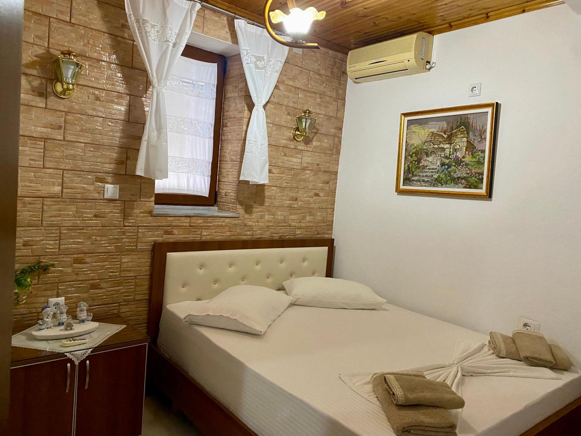 Panoramic View Guest House Gjirokastër Exterior foto