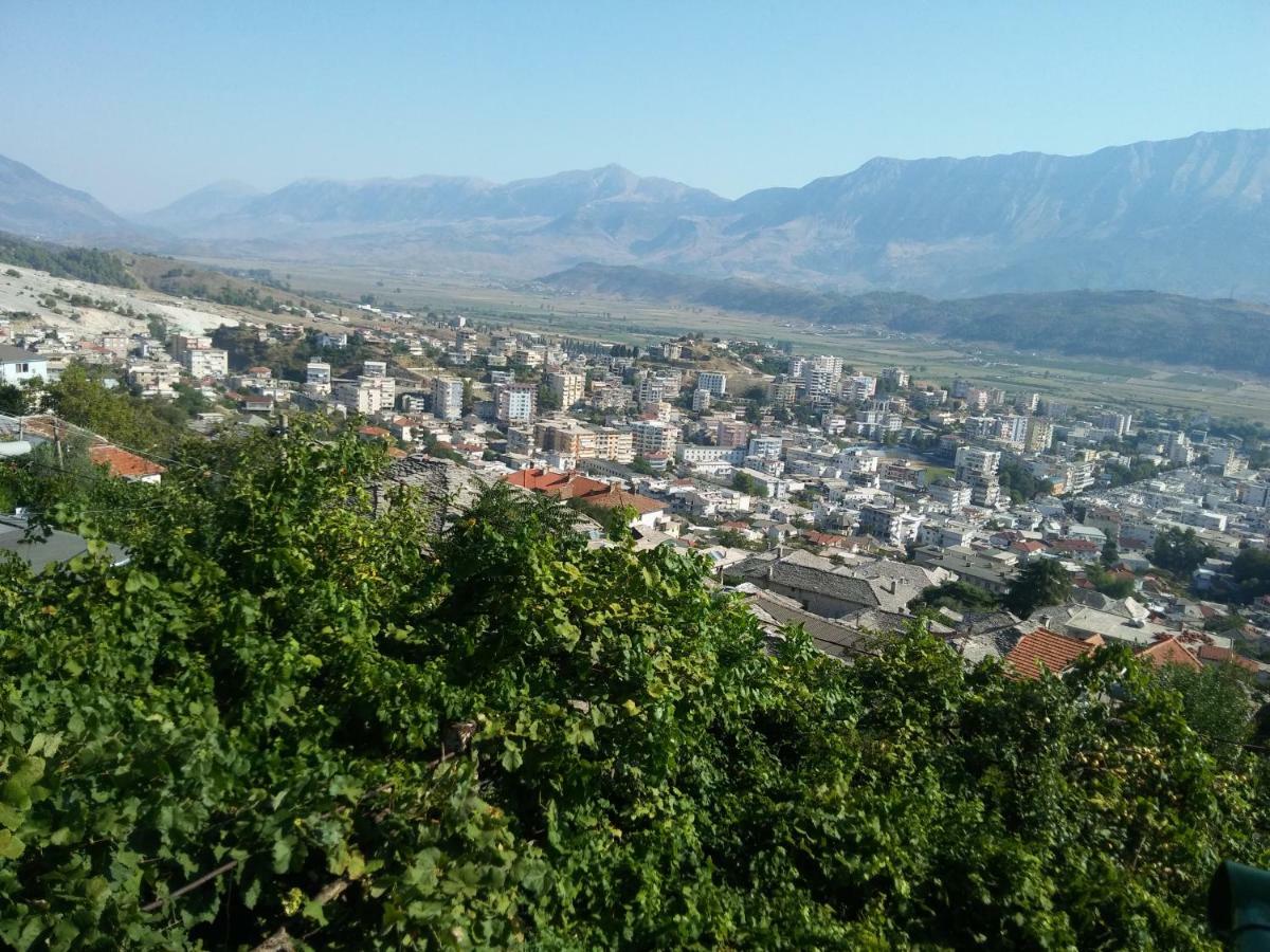 Panoramic View Guest House Gjirokastër Exterior foto